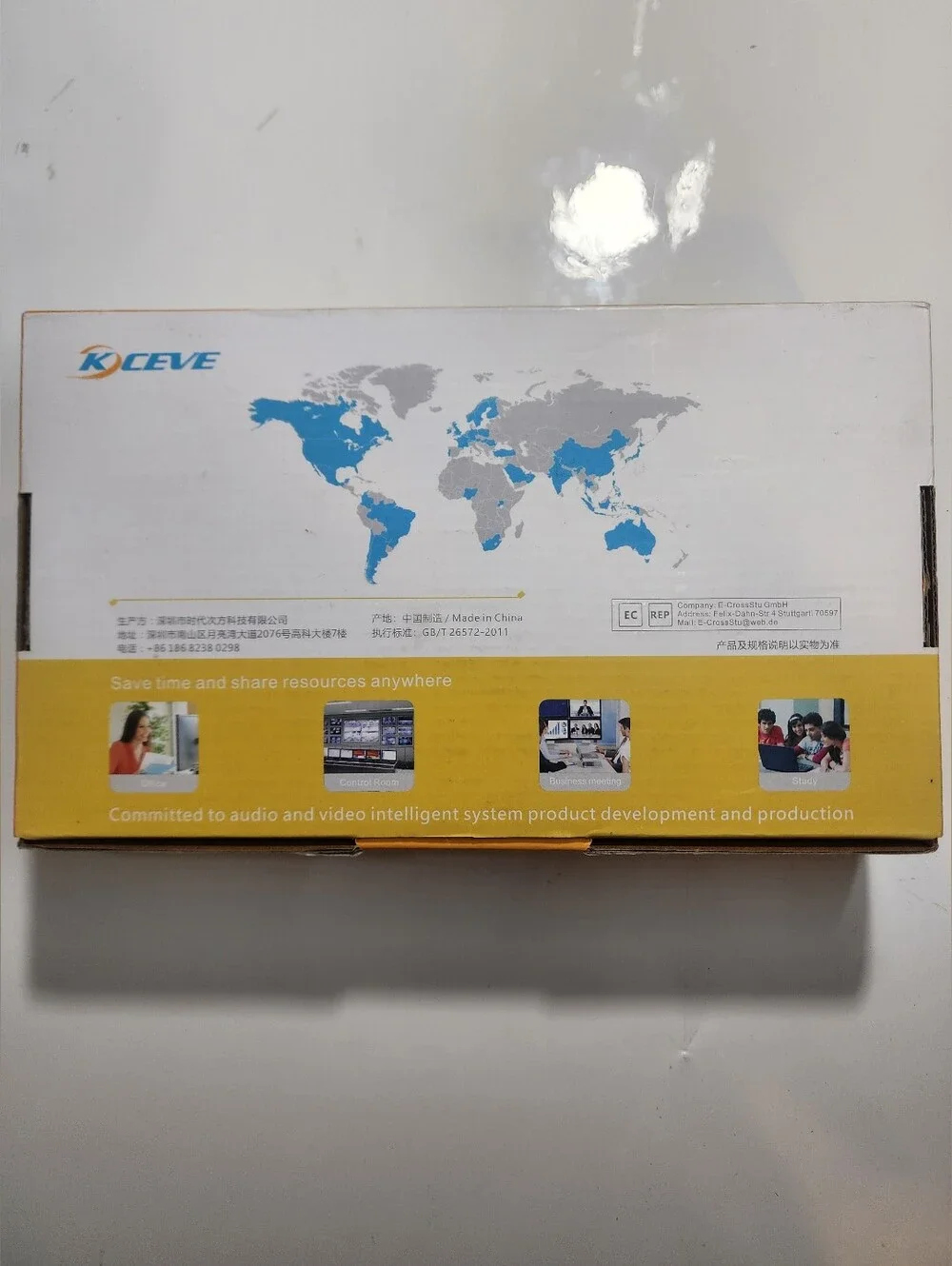 KVM Switch 3 Monitors 4 Computers 4K@60Hz,EDID Simulation,USB 3.0 HDMI Displa...